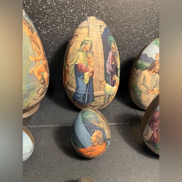 HAND PAINTED WOOD NESTING EGGS by Russian Artist (BEAUTIFUL ) - Picture 6 of 11